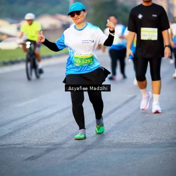 Runner Photo 3380401