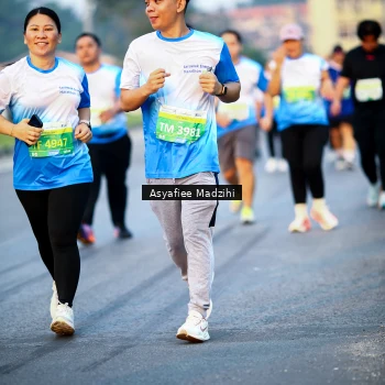 Runner Photo 3380425