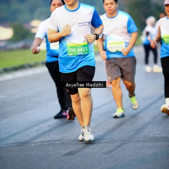 Runner Photo 3380442