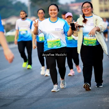 Runner Photo 3380583