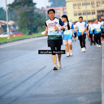 Runner Photo 3380863