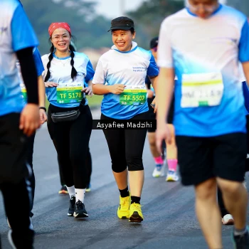 Runner Photo 3381207