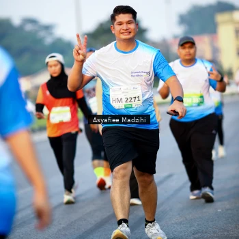 Runner Photo 3381272