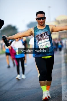 Runner Photo 3381316