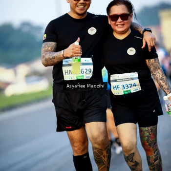 Runner Photo 3381379
