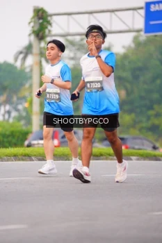 Runner Photo 3382071