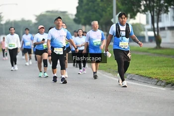 Runner Photo 3383565