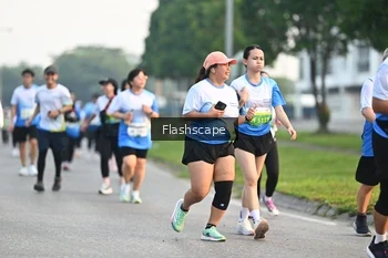 Runner Photo 3383571