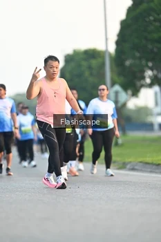 Runner Photo 3383590