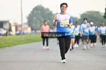 Runner Photo 3383594