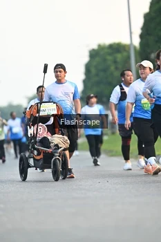 Runner Photo 3383600