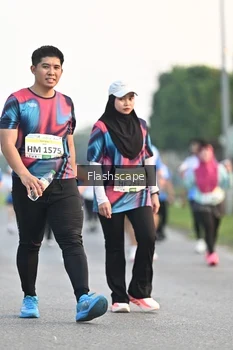 Runner Photo 3383653