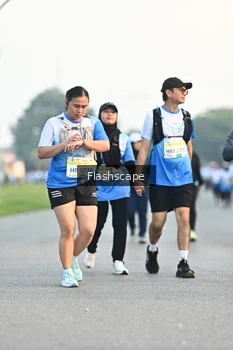 Runner Photo 3383667