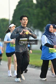 Runner Photo 3383668