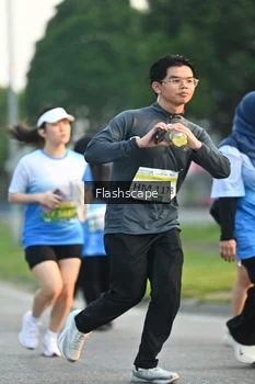 Runner Photo 3383670