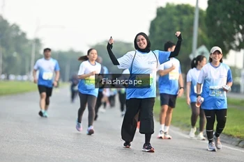 Runner Photo 3383736