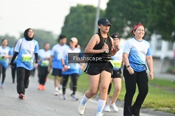 Runner Photo 3383737