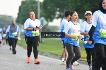 Runner Photo 3383740