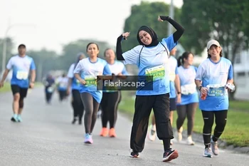 Runner Photo 3383741