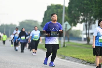 Runner Photo 3383751