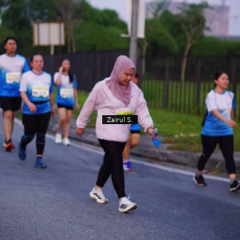 Runner Photo 3384112