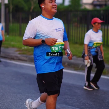 Runner Photo 3384119
