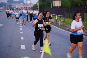Runner Photo 3384152