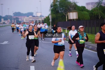 Runner Photo 3384157
