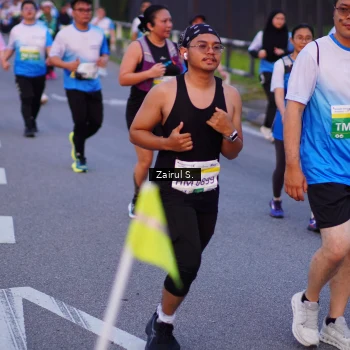 Runner Photo 3384170