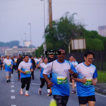 Runner Photo 3384206