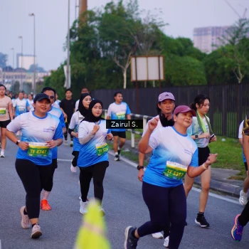 Runner Photo 3384225