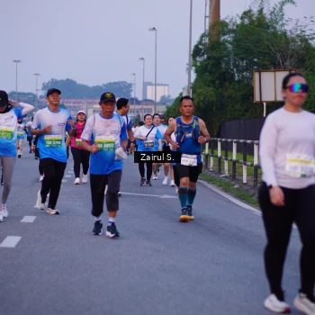 Runner Photo 3384245