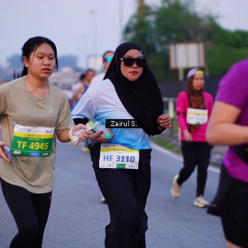 Runner Photo 3384246