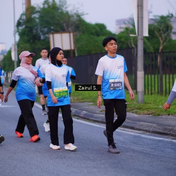 Runner Photo 3384248