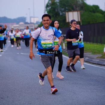 Runner Photo 3384269
