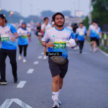 Runner Photo 3384273
