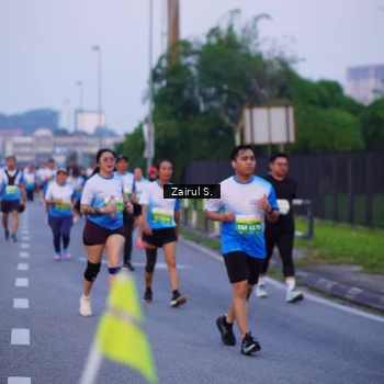 Runner Photo 3384341