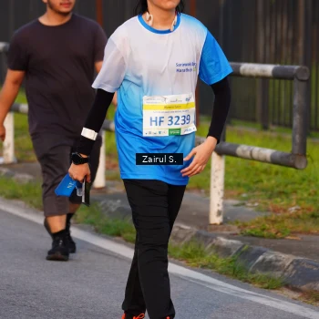 Runner Photo 3384359