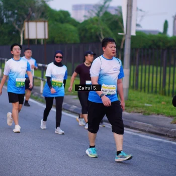 Runner Photo 3384364