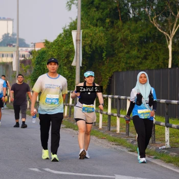 Runner Photo 3384385