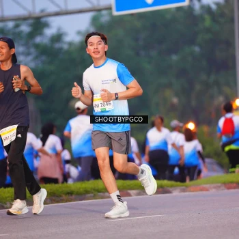 Runner Photo 3384395