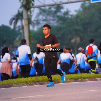 Runner Photo 3384402