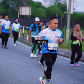 Runner Photo 3384495
