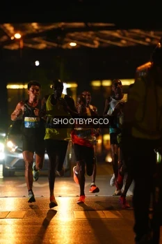 Runner Photo 3384496