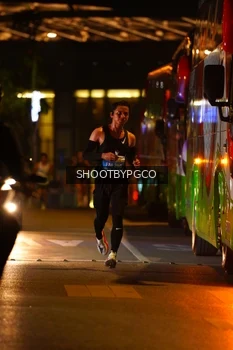 Runner Photo 3384533