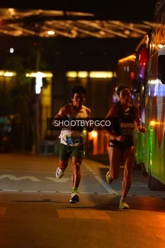 Runner Photo 3384534