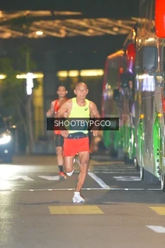 Runner Photo 3384543