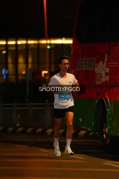 Runner Photo 3384560