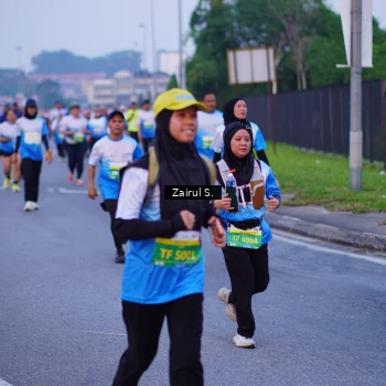Runner Photo 3384856