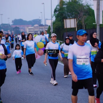 Runner Photo 3384873